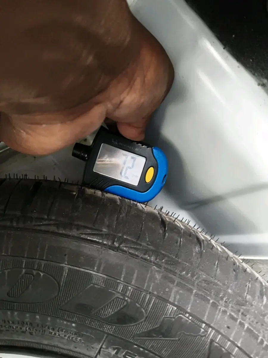2019 Tata Tiago XZA PETROL, Petrol, Automatic, 30,690 km, tyre