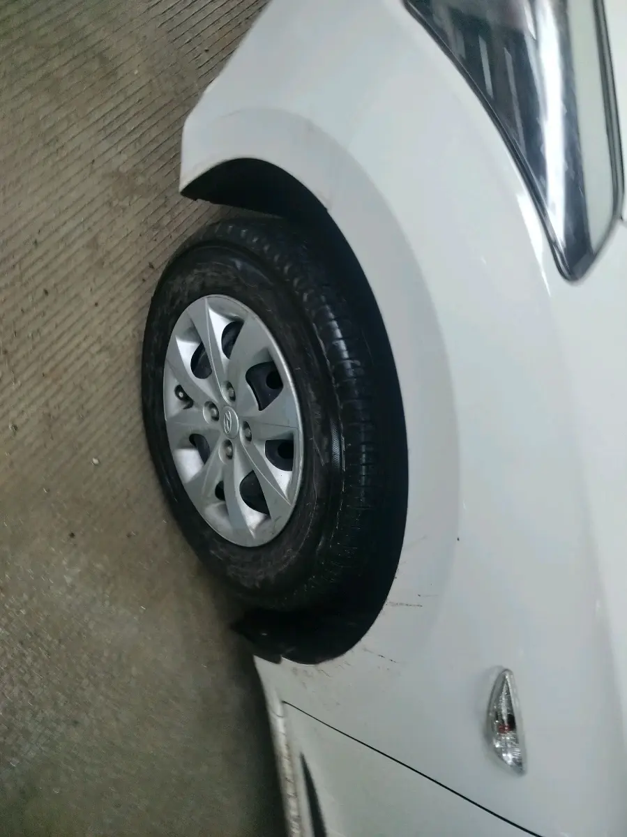 2019 Hyundai Elite i20 MAGNA PLUS 1.2, Petrol, Manual, 85,645 km, tyre