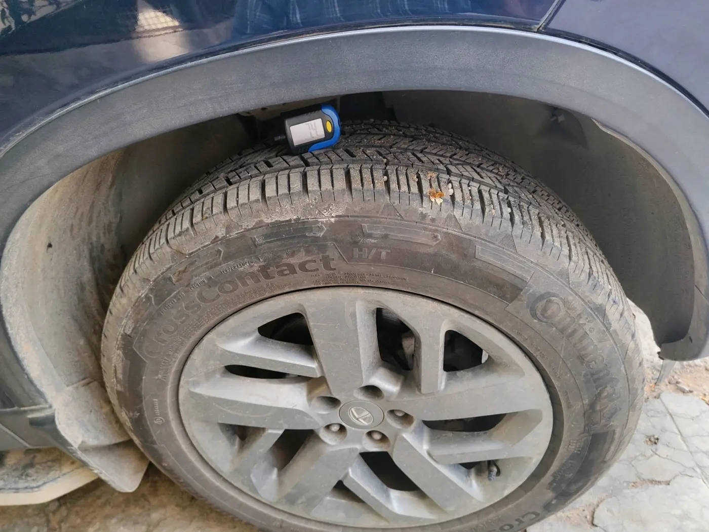 2022 Tata Safari XTA PLUS, Diesel, Automatic, 47,856 km, tyre