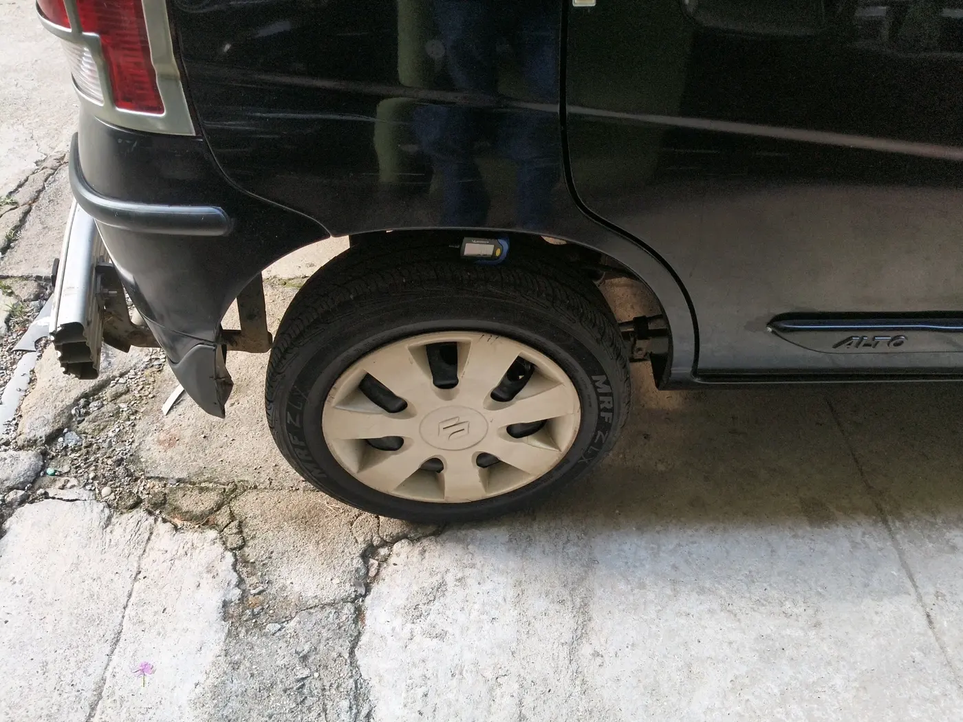 2013 Maruti Alto K10 VXI, Petrol, Manual, 54,506 km, tyre