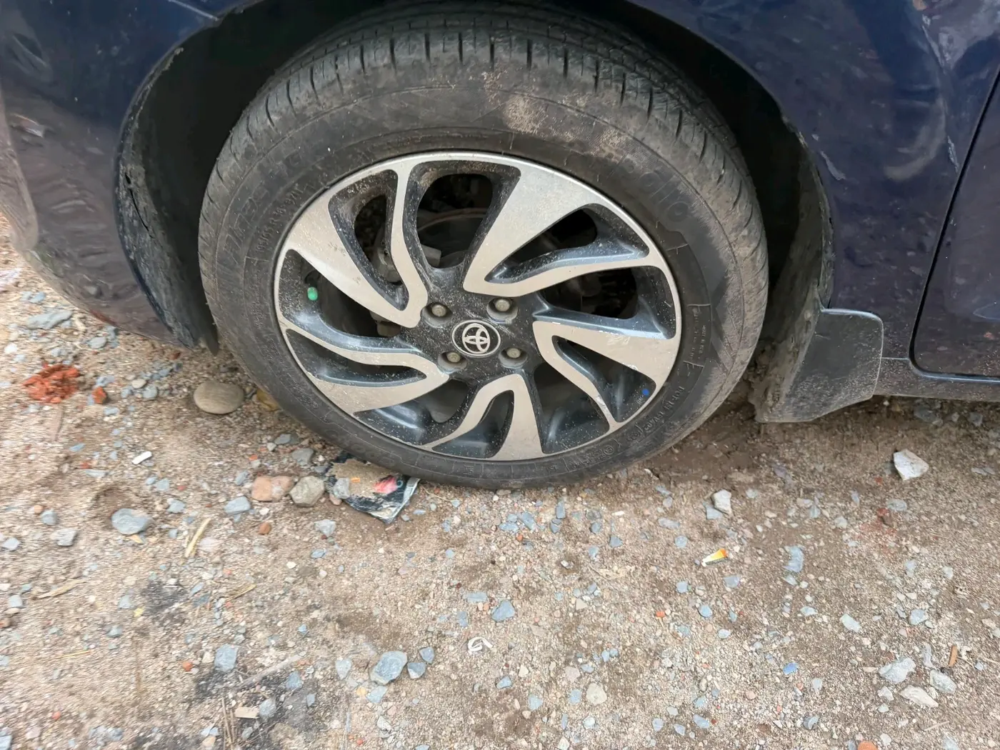 2020 Toyota Glanza G CVT, Petrol, Automatic, 79,799 km, tyre