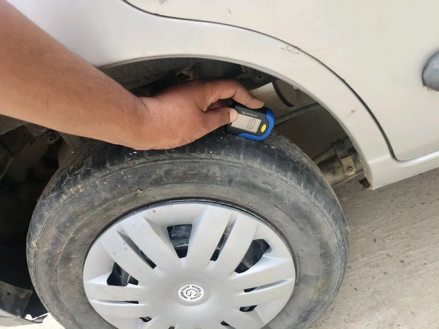 2012 Maruti Alto LX, Petrol, Manual, 68,707 km, tyre