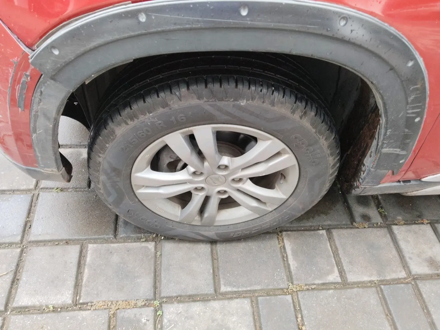 2017 Maruti Vitara Brezza ZDI, Diesel, Manual, 70,688 km, tyre