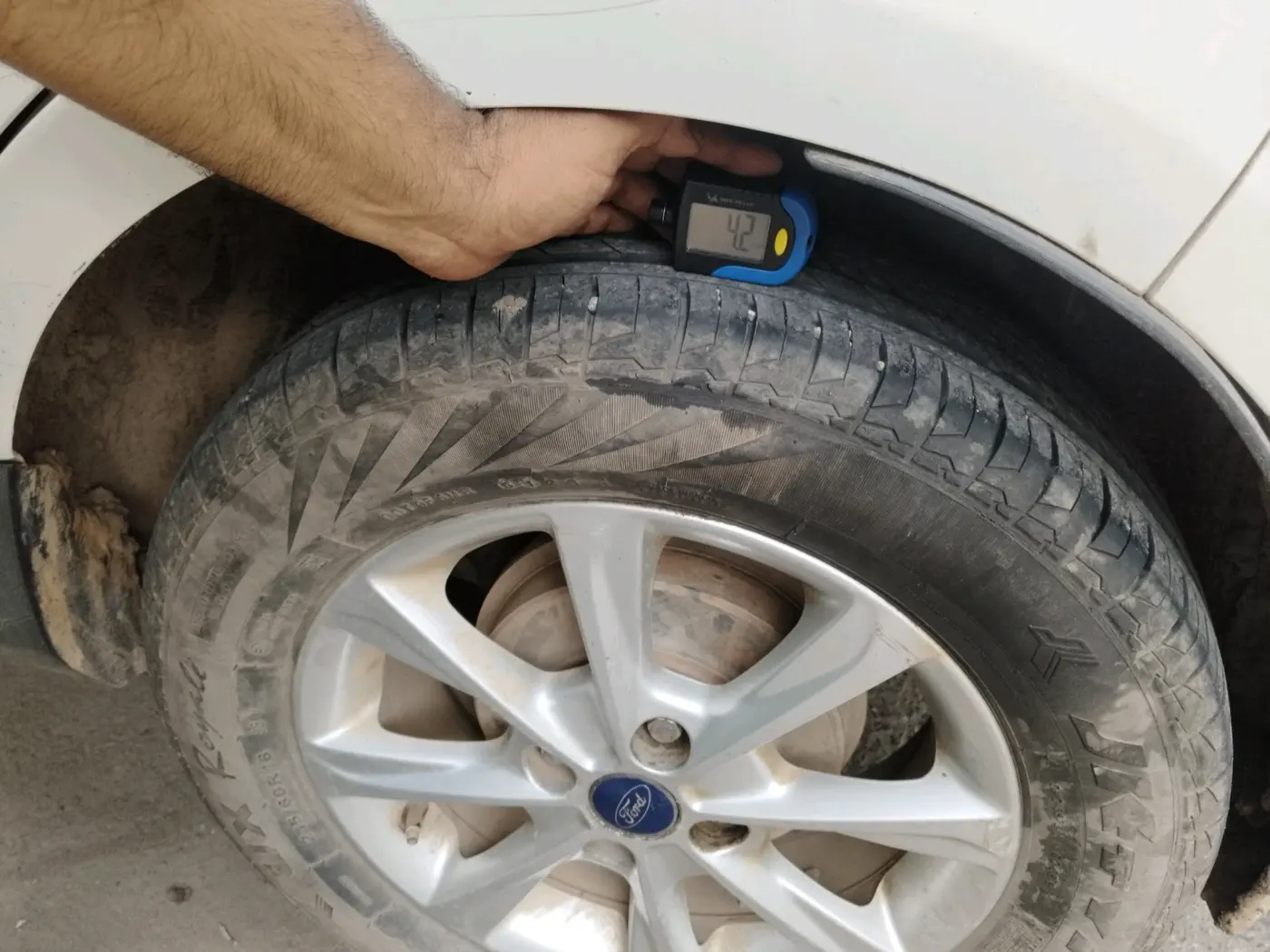 2018 Ford Ecosport TITANIUM 1.5L DIESEL, Diesel, Manual, 1,02,557 km, tyre