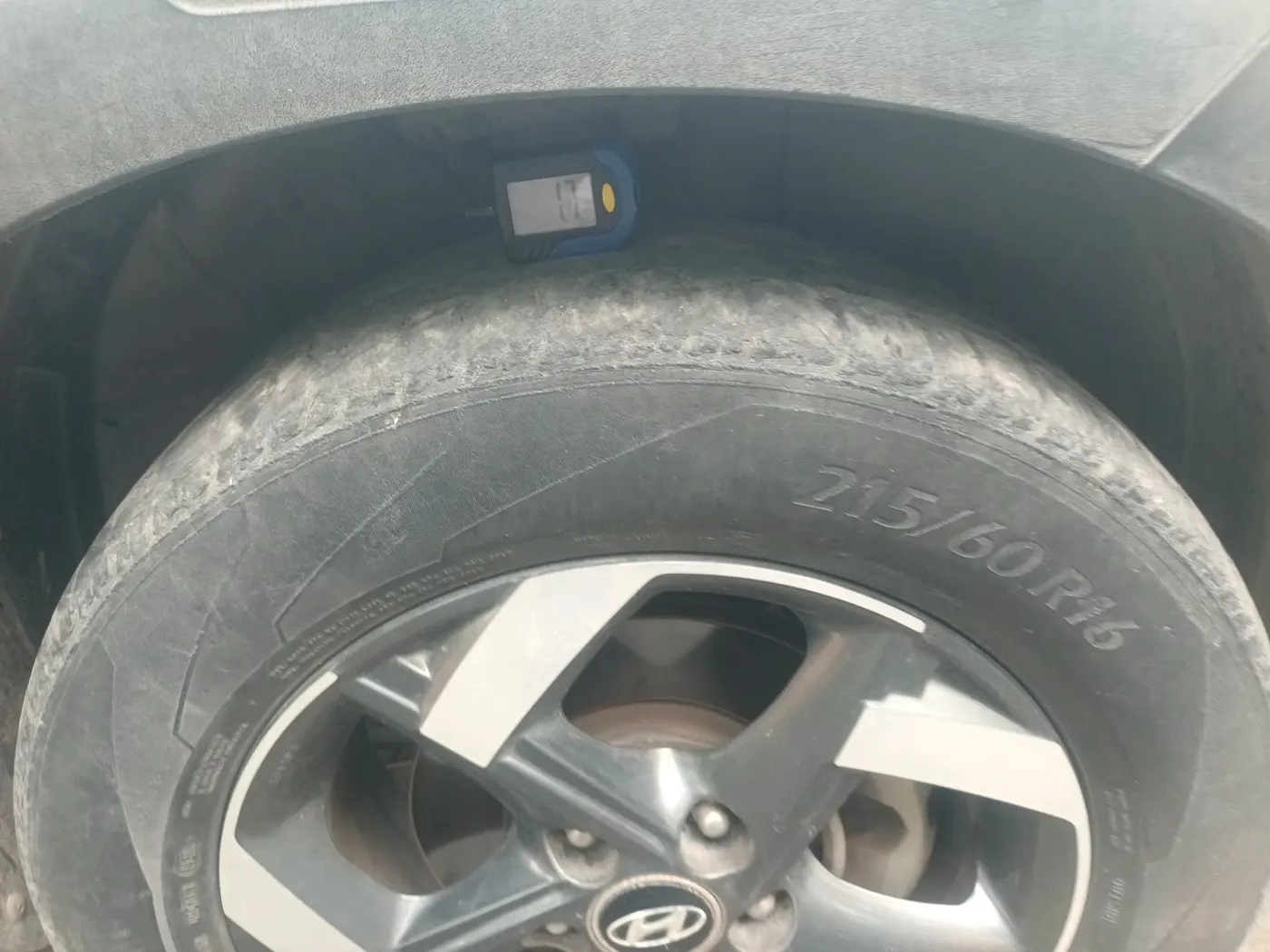 2021 Hyundai VENUE SX 1.0 (O) TURBO, Petrol, Manual, 55,862 km, tyre