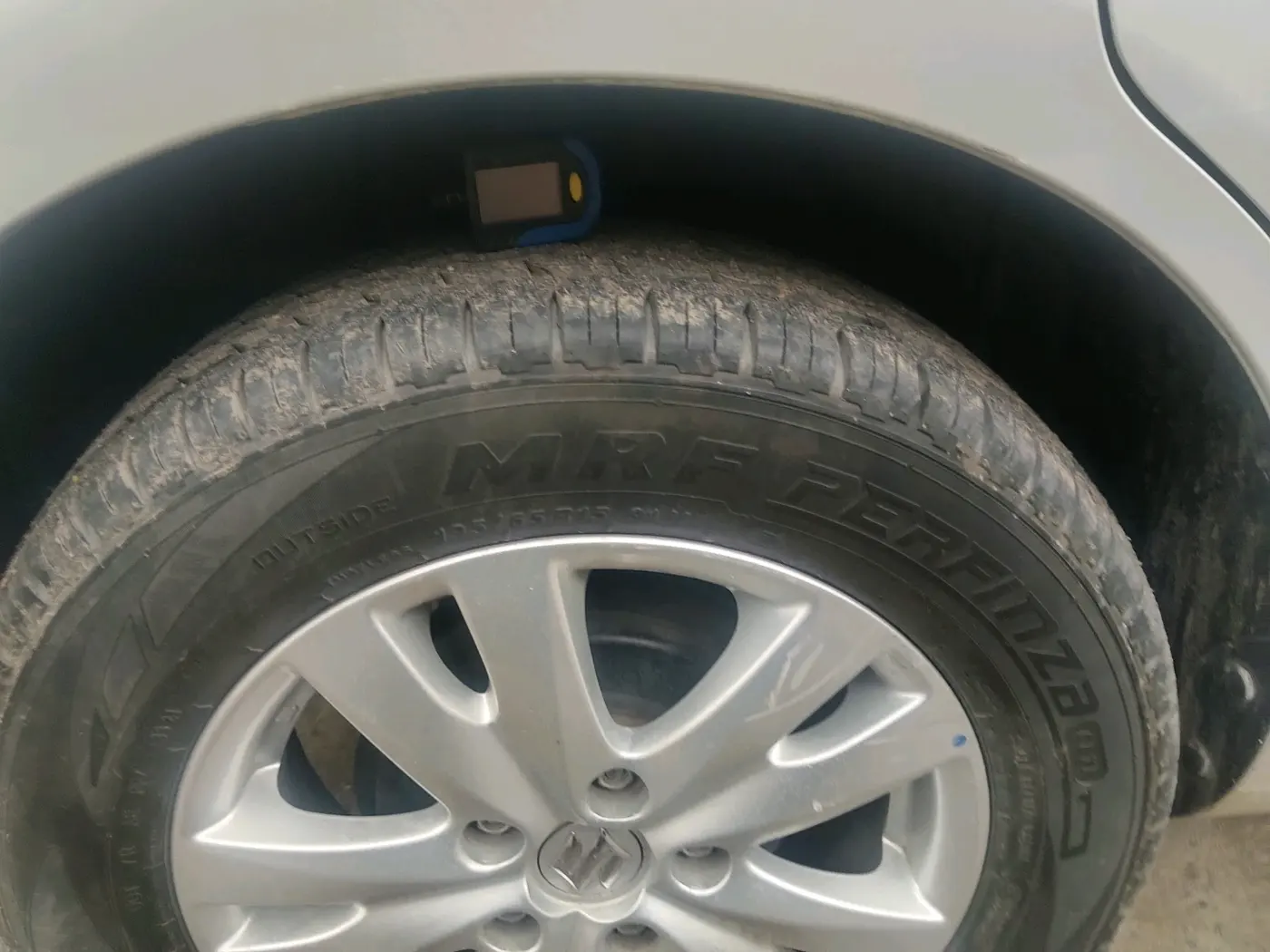 2018 Maruti Ertiga VXI, Petrol, Manual, 34,809 km, tyre