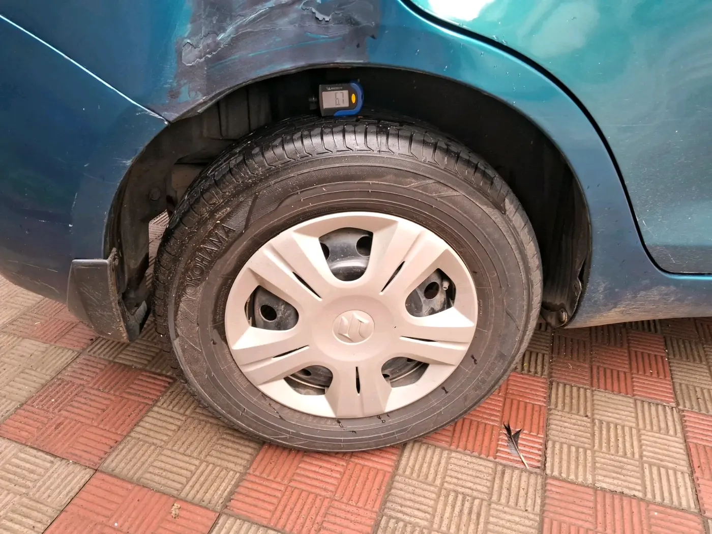 2012 Maruti Swift Dzire VXI, Petrol, Manual, 2,814 km, tyre