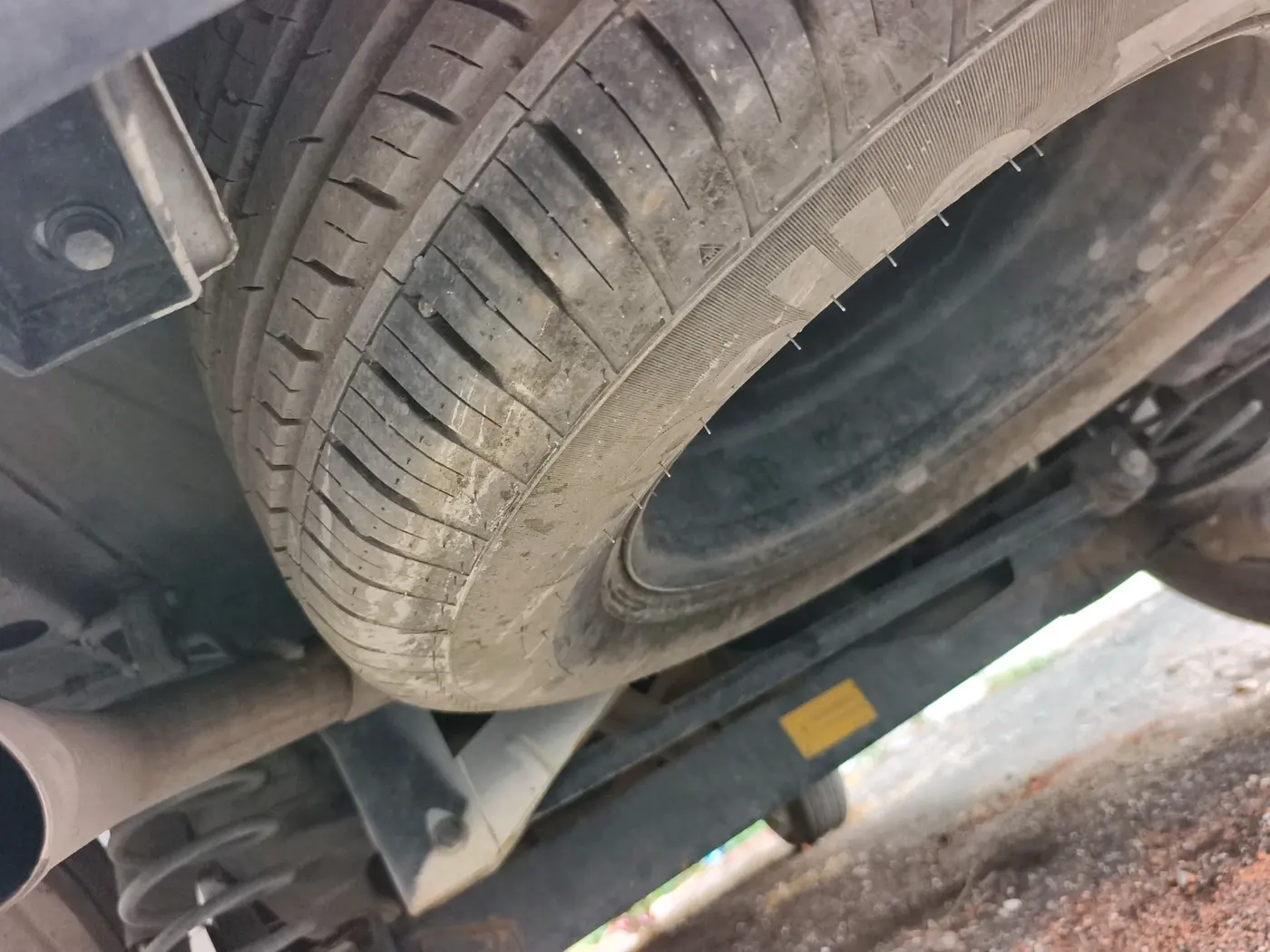 2022 Tata Harrier XT 2.0L KRYOTEC, Diesel, Manual, 84,021 km, tyre