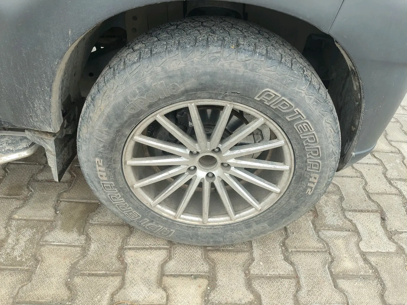 2023 Mahindra SCORPIO CLASSIC S 9STR, Diesel, Manual, 83,636 km, tyre