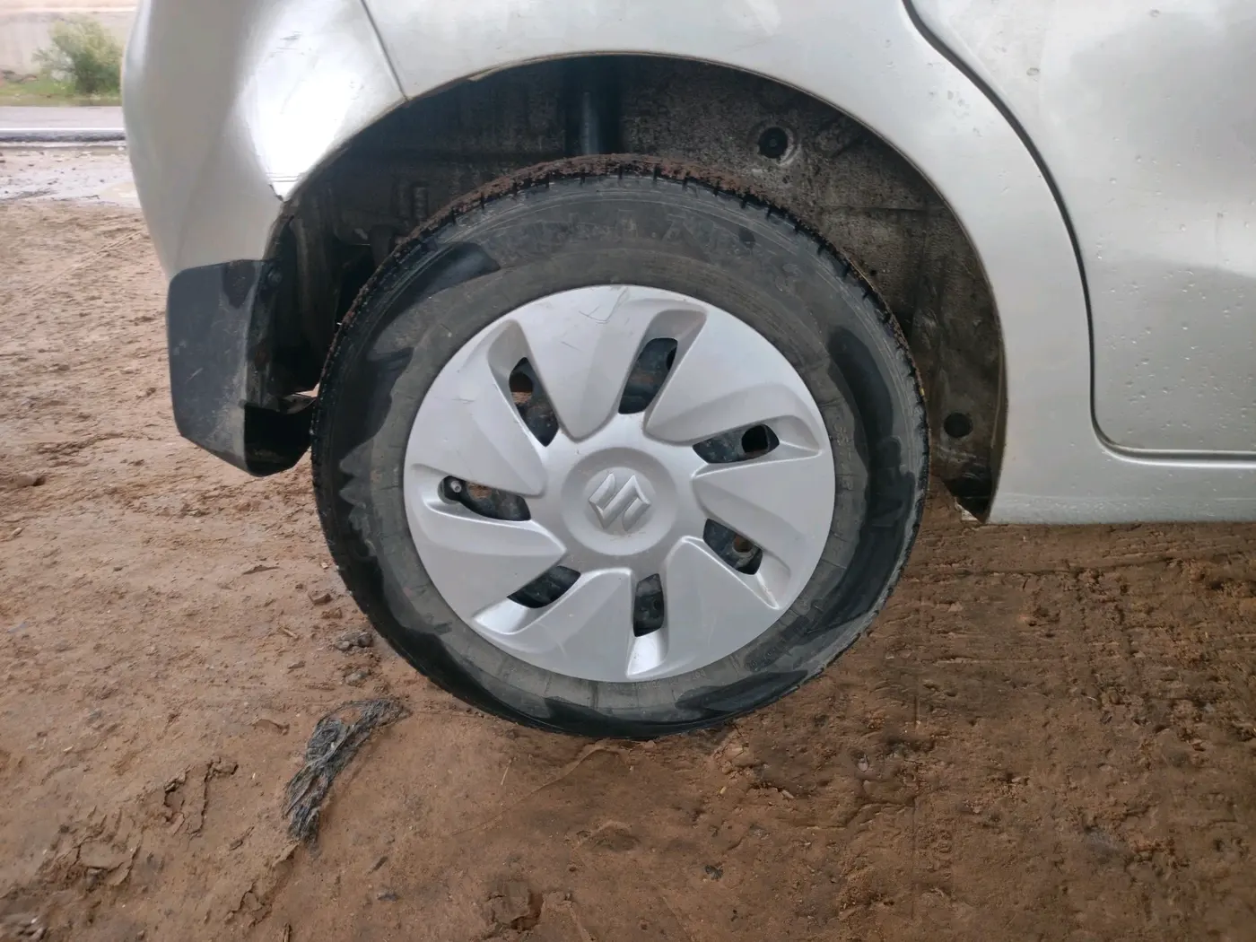 2019 Maruti Celerio VXI AMT, CNG, Automatic, 85,111 km, tyre