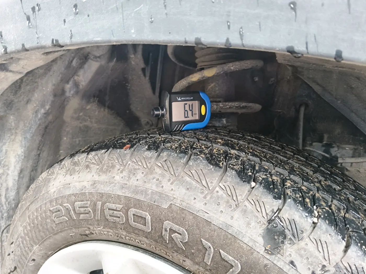 2025 Maruti Grand Vitara DELTA SMART HYBRID, Petrol, Manual, 6,790 km, tyre