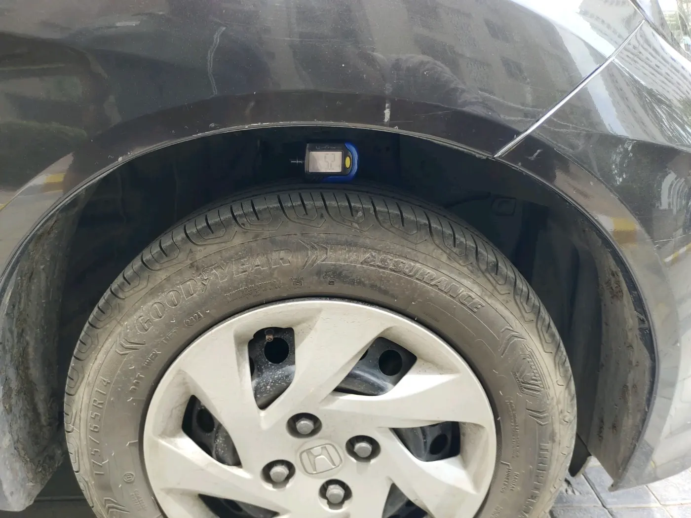 2015 Honda Amaze 1.5L I-DTEC S, Diesel, Manual, 89,692 km, tyre