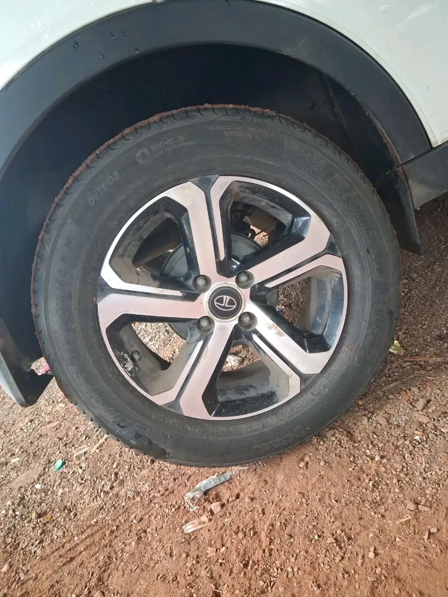 2022 Tata NEXON XZ PLUS DIESEL, Diesel, Manual, 78,974 km, tyre
