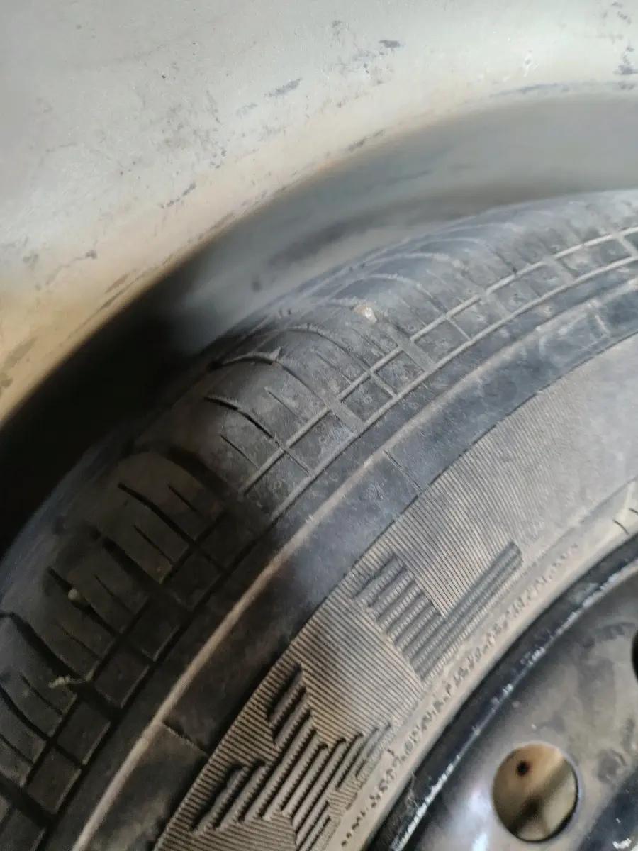 2011 Maruti Ritz VXI, Petrol, Manual, 96,606 km, tyre