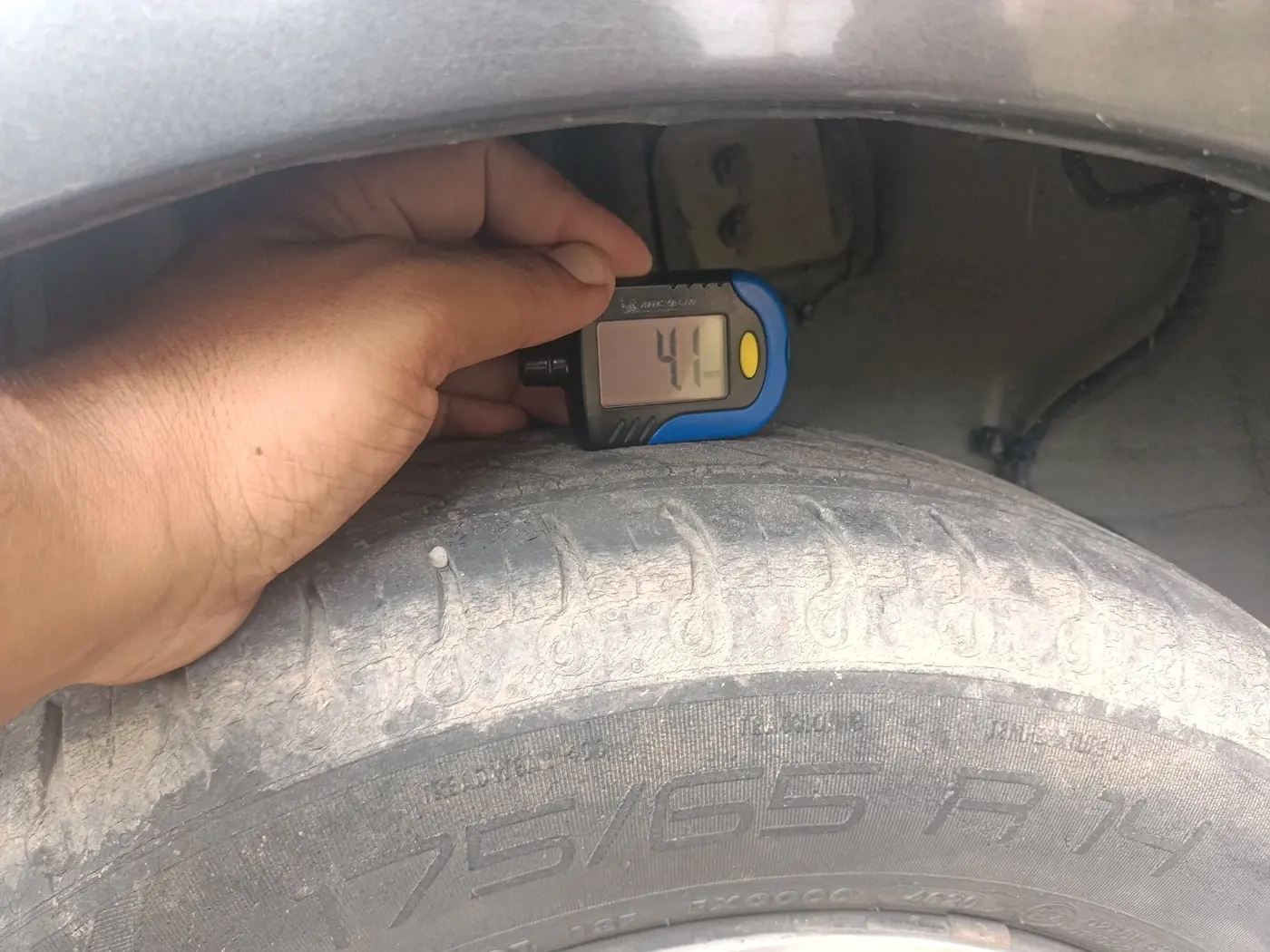 2020 Tata Tiago XT PETROL, Petrol, Manual, 92,071 km, tyre