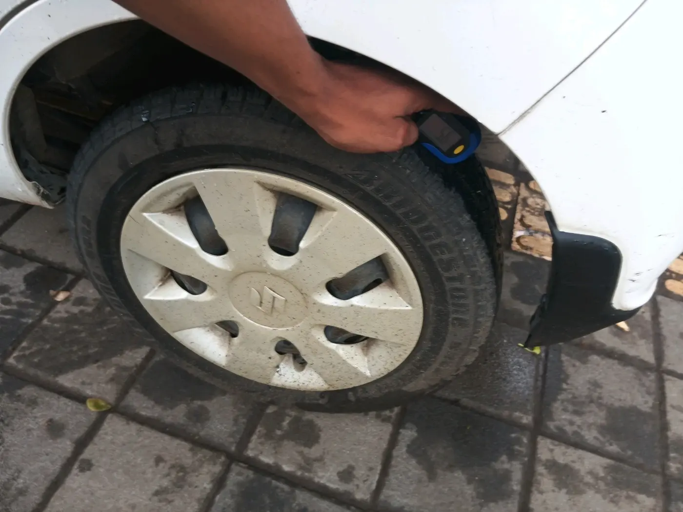 2016 Maruti Alto K10 VXI, Petrol, Manual, 22,188 km, tyre