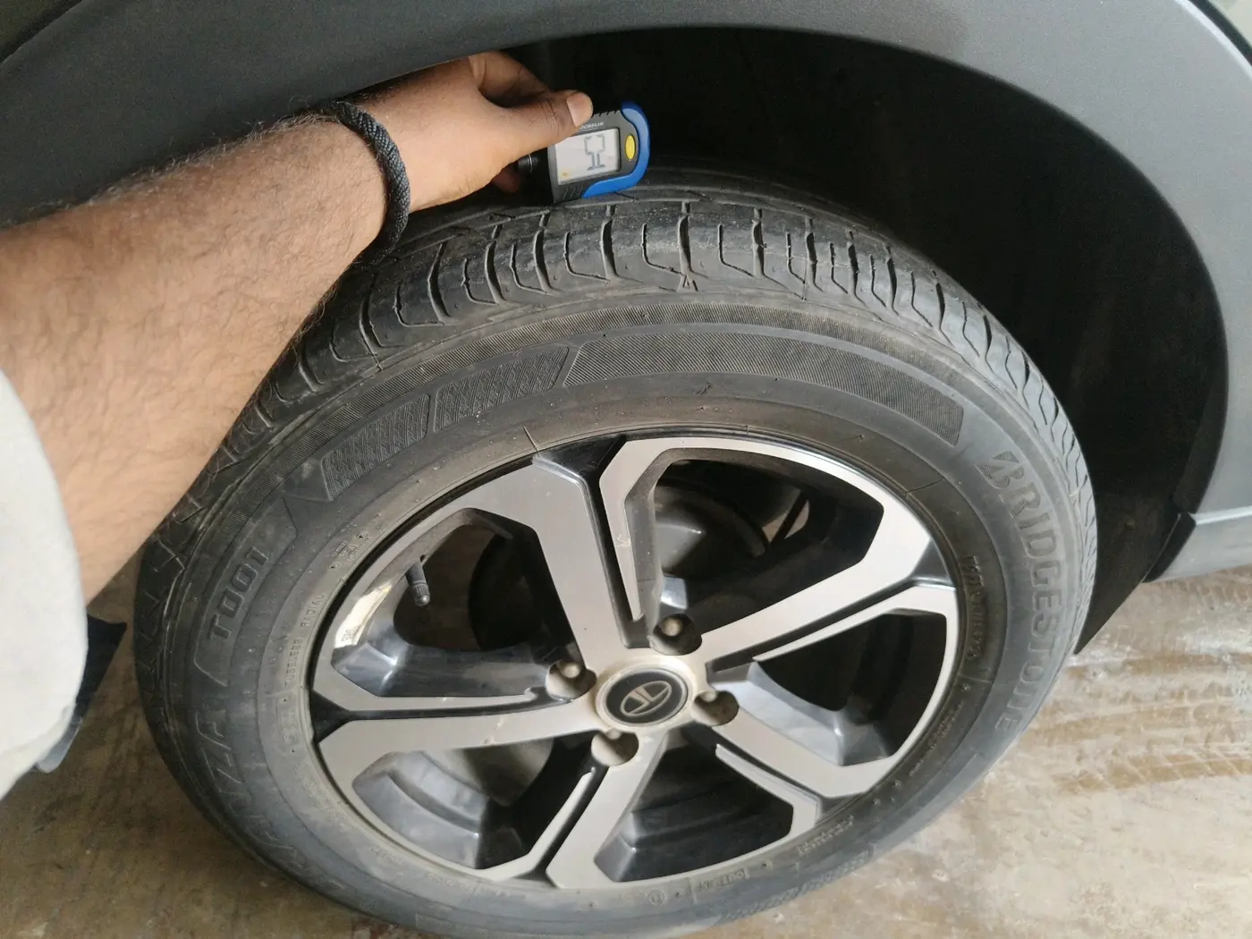 2023 Tata NEXON XZ PLUS PETROL, Petrol, Manual, 38,119 km, tyre