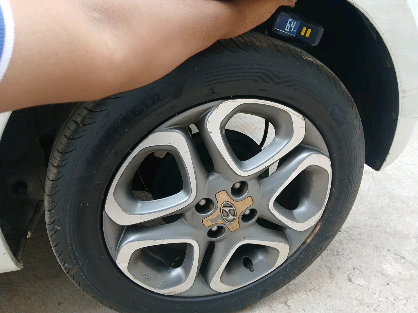 Tyres