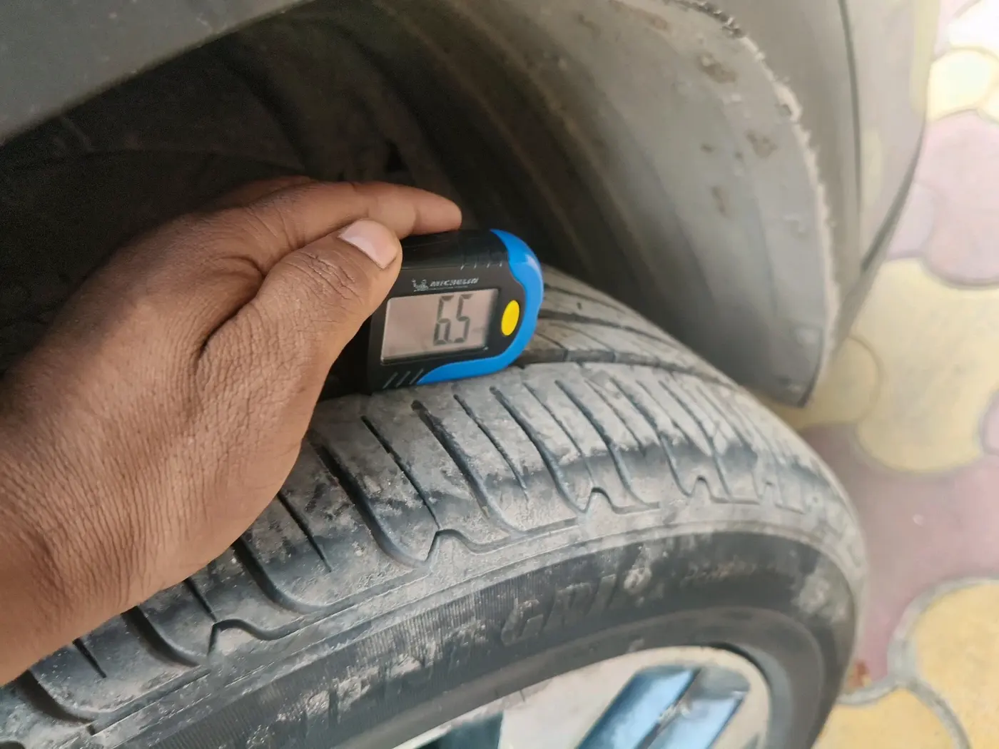 2022 MG HECTOR PLUS SHARP 1.5 PETROL TURBO HYBRID MT 6-STR, Petrol, Manual, 90,516 km, tyre