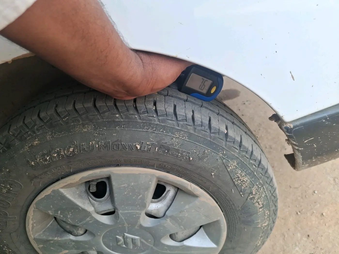 2022 Maruti Eeco 5 STR AC (O), CNG, Manual, 46,345 km, tyre