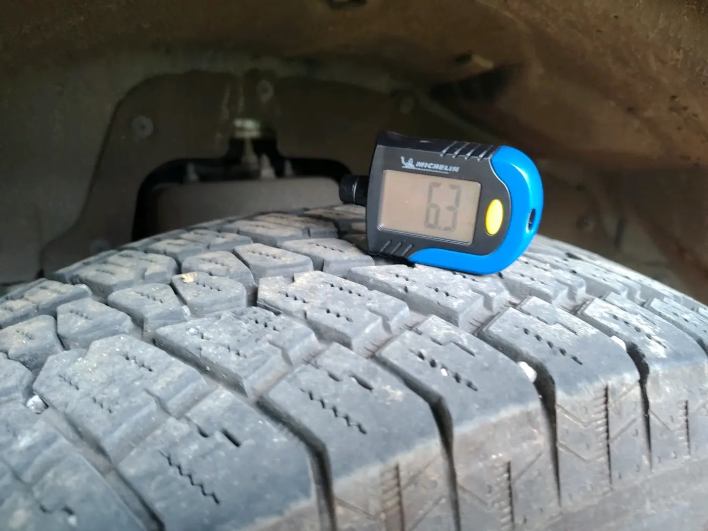2024 Mahindra Thar LX P 2WD AT HT, Petrol, Automatic, 16,226 km, tyre