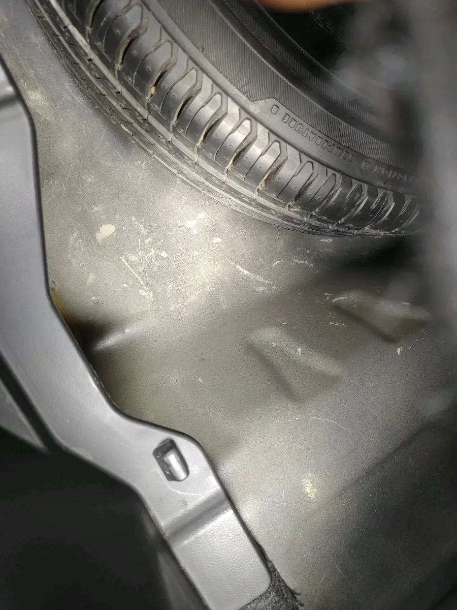 2018 Maruti Dzire ZXI, Petrol, Manual, 39,993 km, tyre