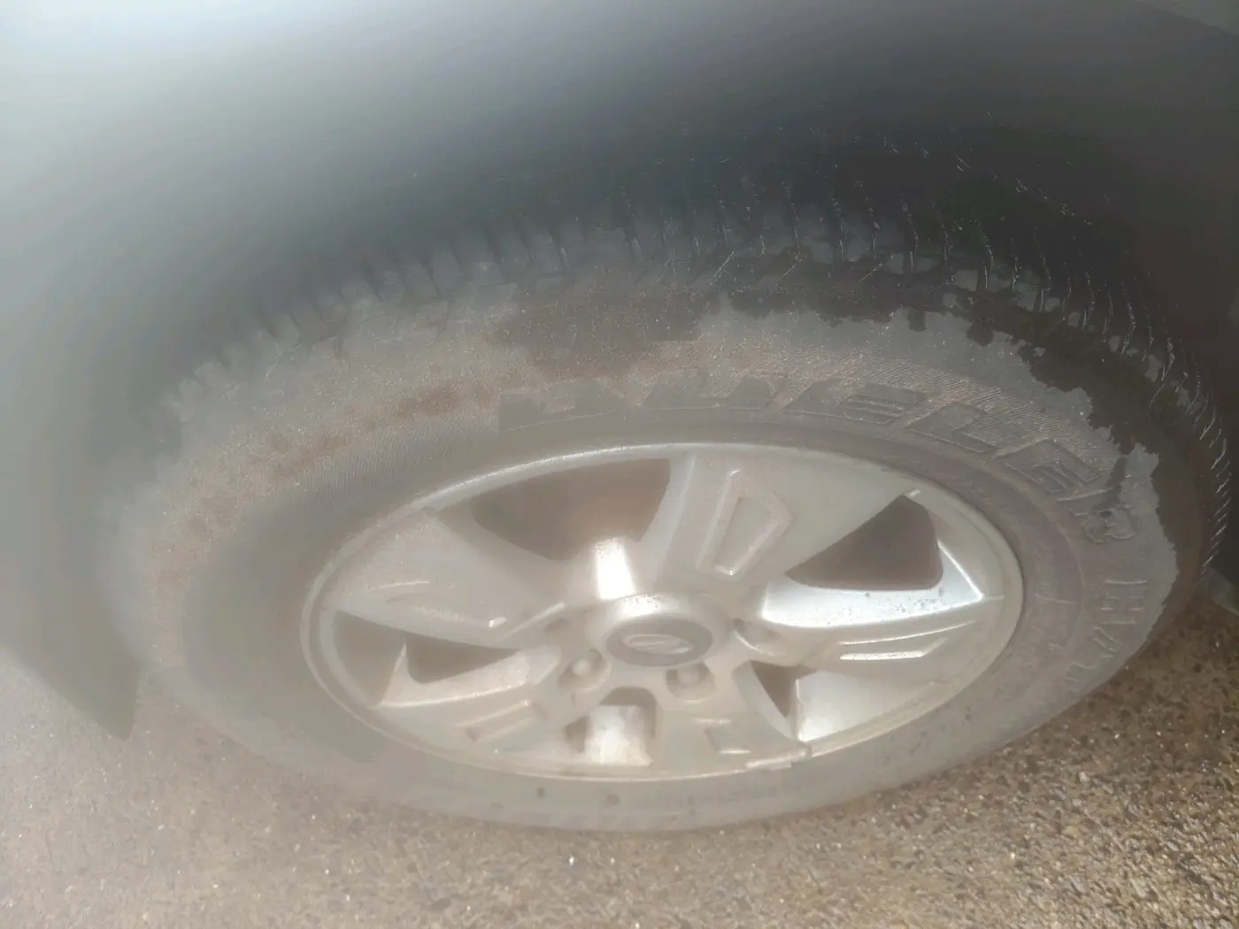 2013 Mahindra XUV500 W8, Diesel, Manual, 87,880 km, tyre