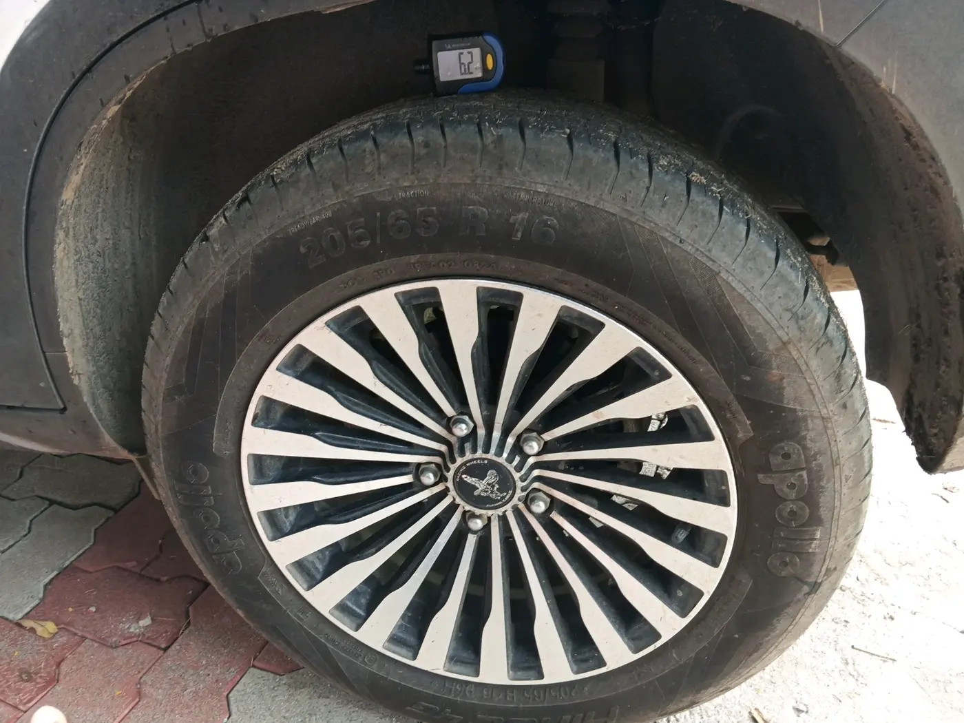 2024 Hyundai Creta EX 1.5 PETROL, Petrol, Manual, 11,709 km, tyre