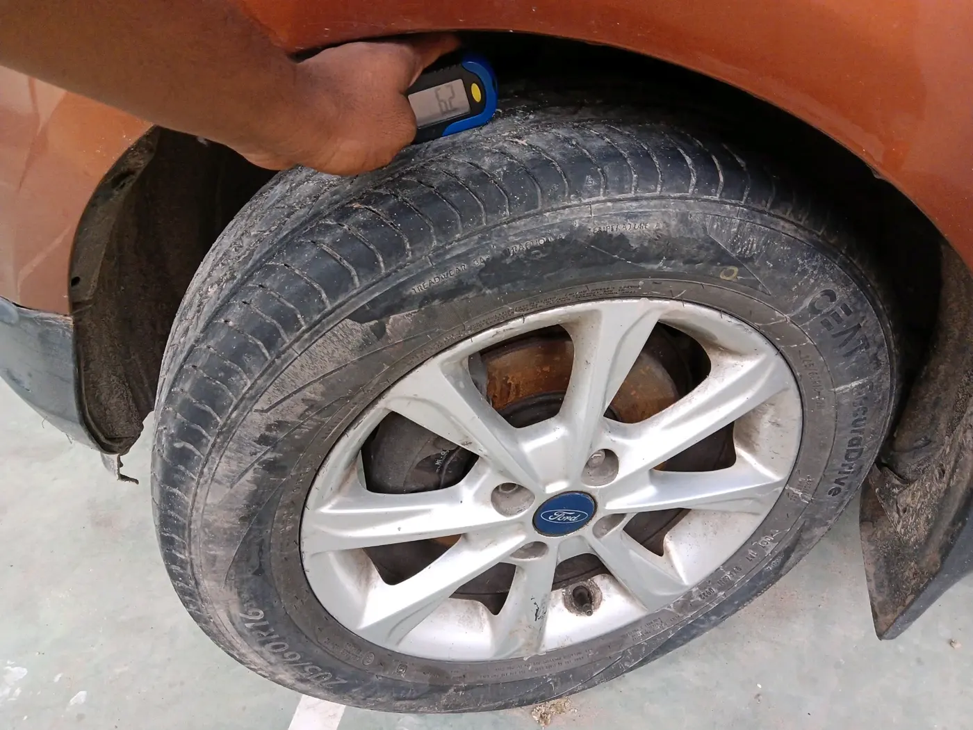 2018 Ford Ecosport TITANIUM 1.5L PETROL, Petrol, Manual, 63,565 km, tyre