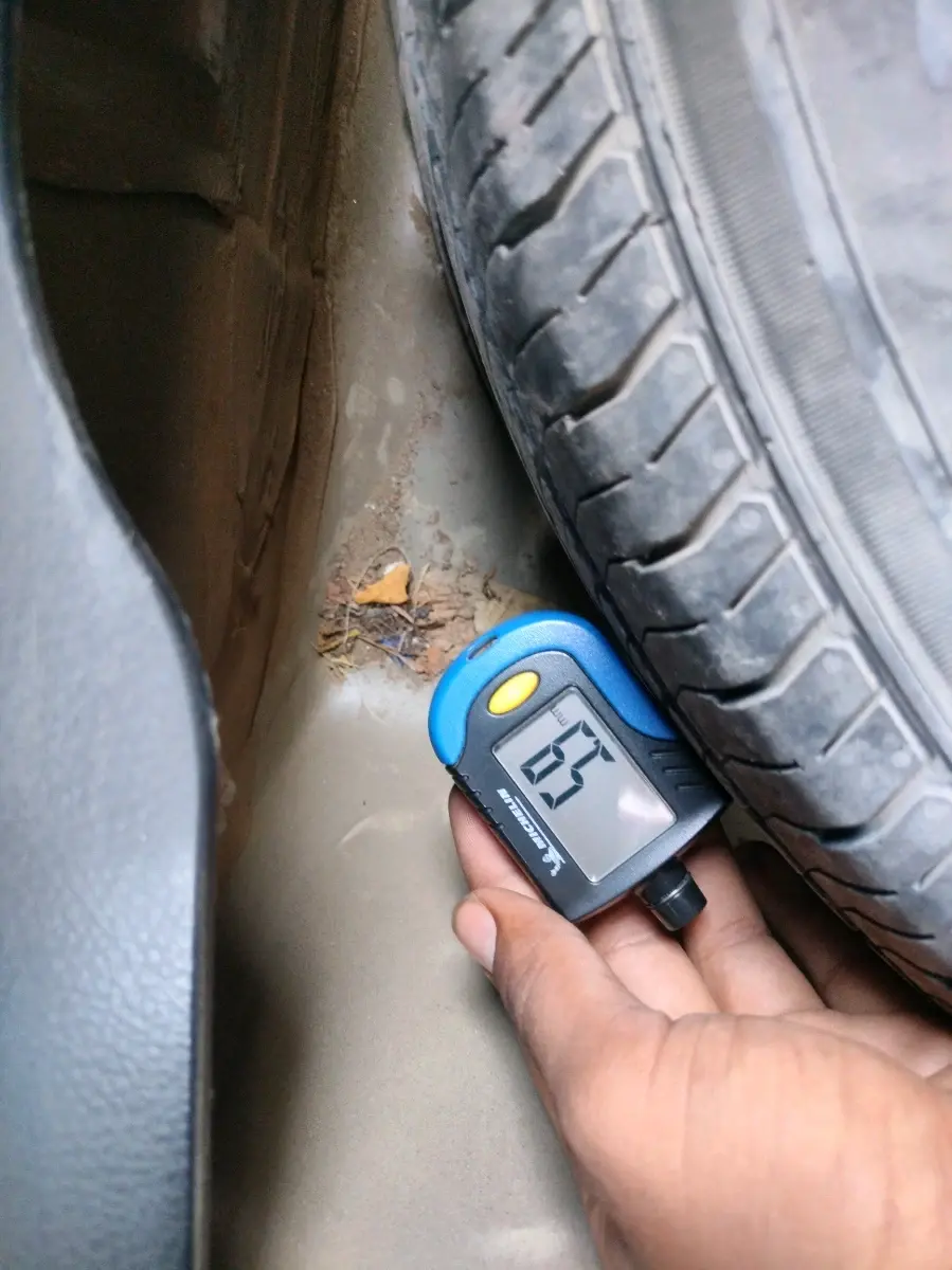 2015 Maruti Swift Dzire VXI, Petrol, Manual, 1,13,326 km, tyre
