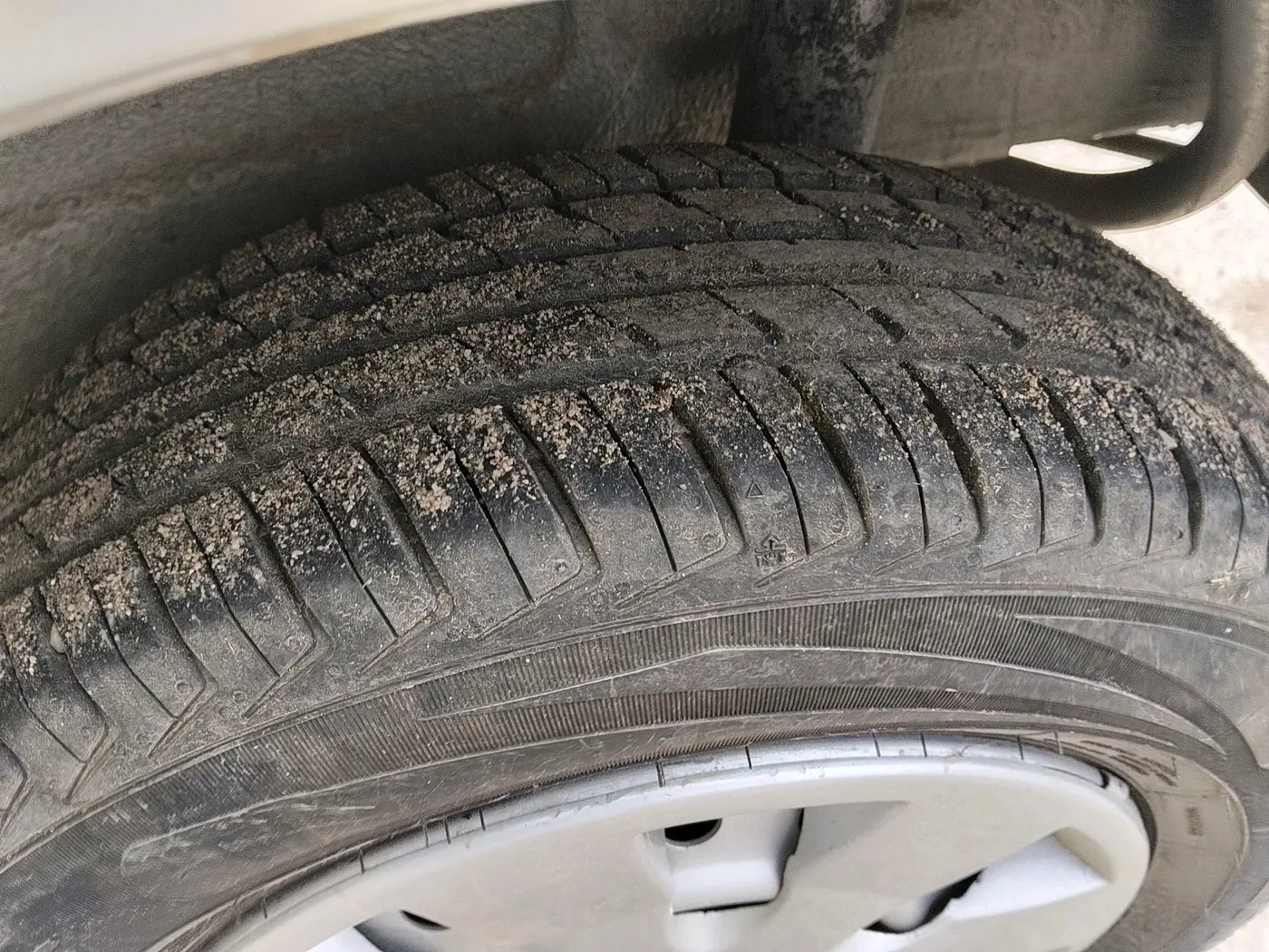 2023 Maruti New Wagon-R LXI 1.0, Petrol, Manual, 2,212 km, tyre