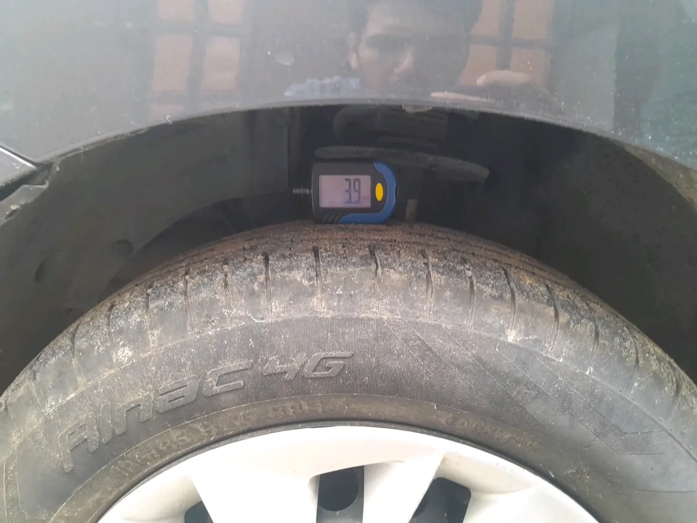 2023 Maruti Baleno DELTA CNG 1.2L, CNG, Manual, 52,877 km, tyre