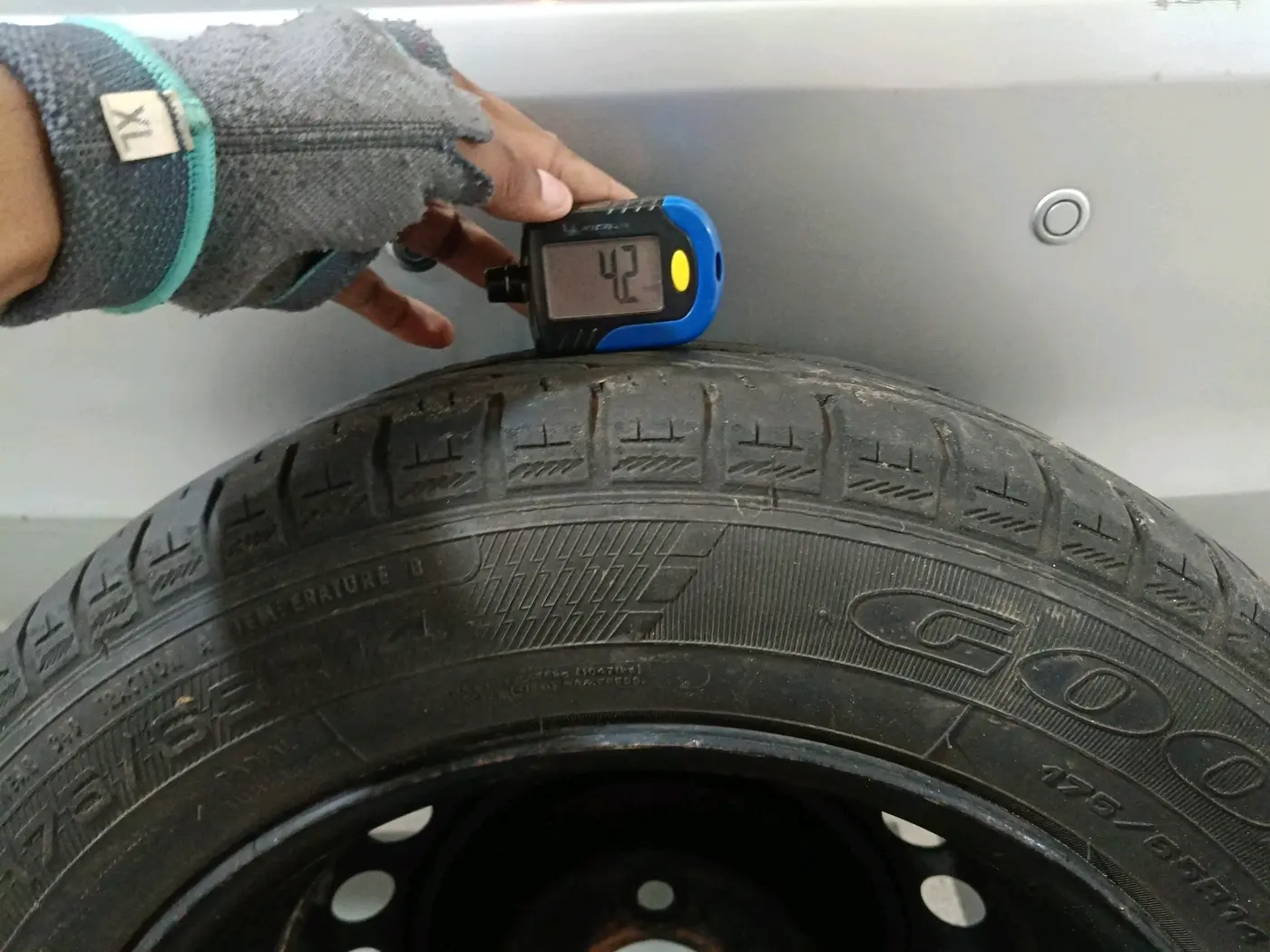 2015 Honda Amaze 1.2L I-VTEC S, Petrol, Manual, 40,878 km, tyre