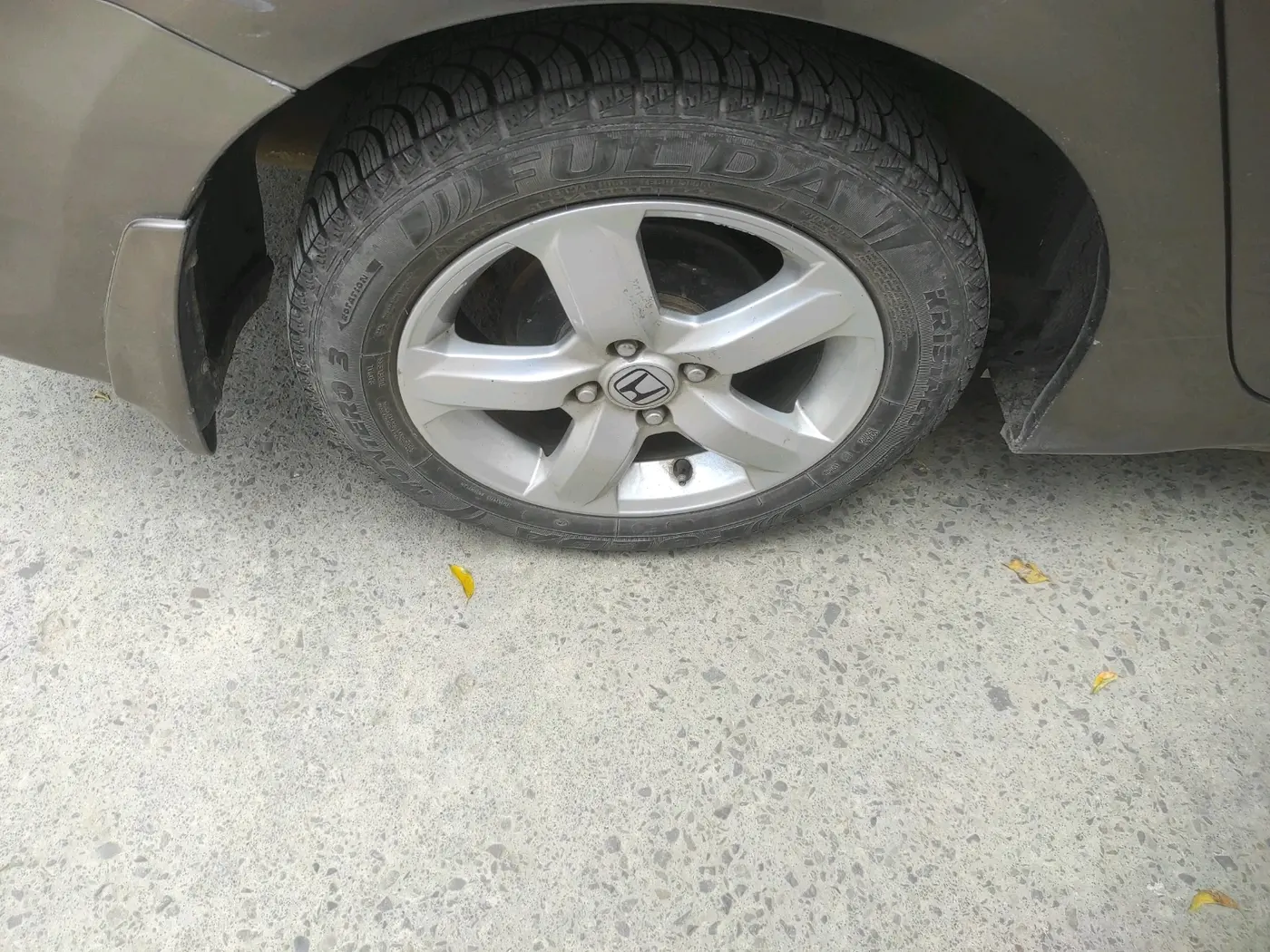 2011 Honda City 1.5L I-VTEC V AT, Petrol, Automatic, 1,62,035 km, tyre