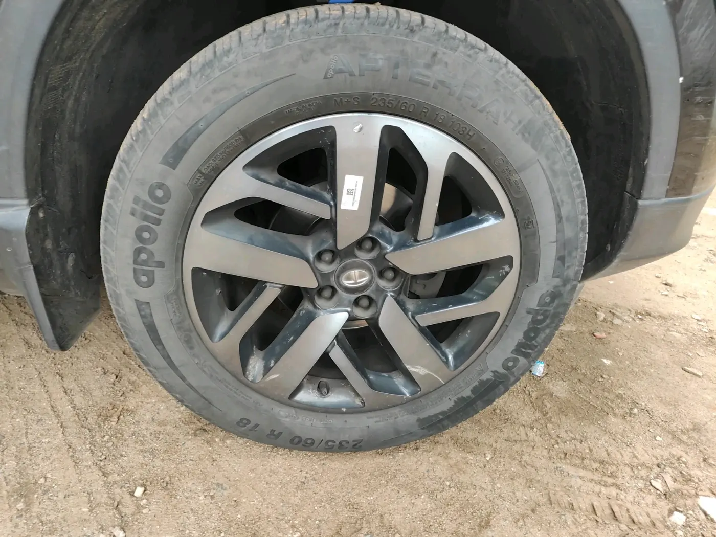 2023 Tata Harrier XZA PLUS 2.0L DARK EDITION, Diesel, Automatic, 45,343 km, tyre