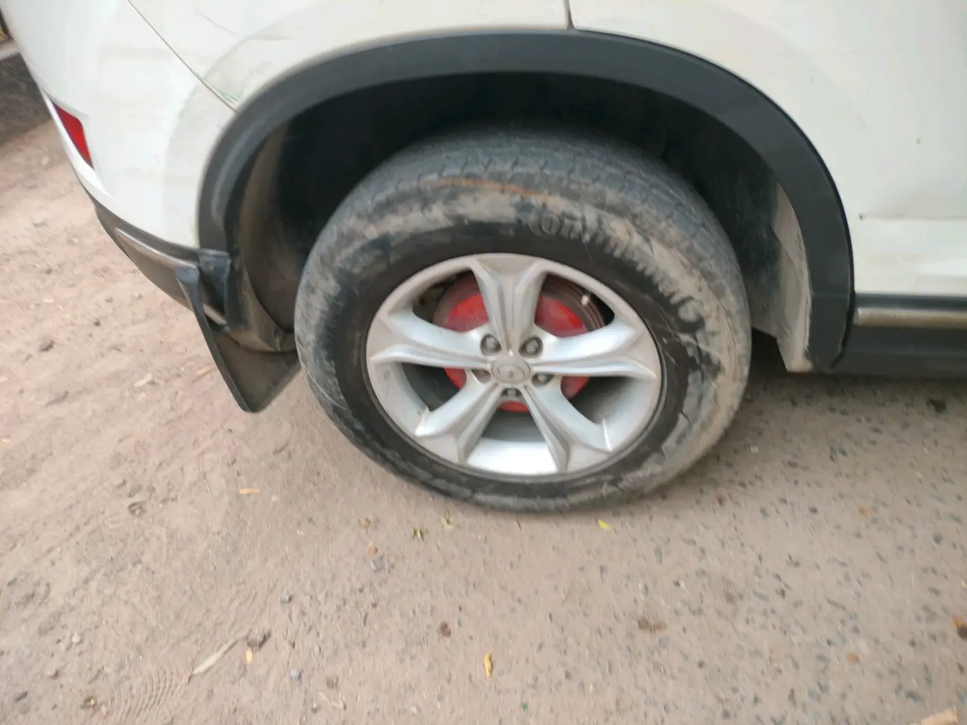 2019 Tata Harrier XZ 2.0L, Diesel, Manual, 91,364 km, tyre
