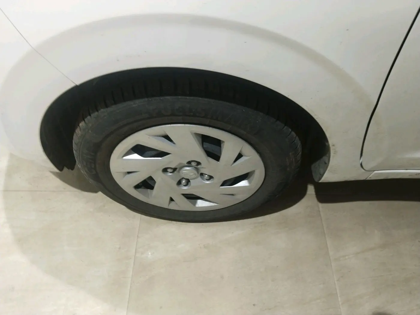2025 Hyundai GRAND I10 NIOS MAGNA 1.2 KAPPA VTVT, Petrol, Manual, 2,819 km, tyre