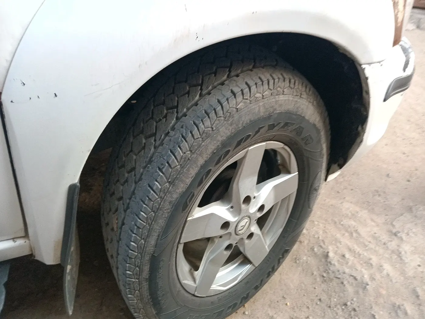 2016 Force Motors Force One SX ABS 7 STR, Diesel, Manual, 1,37,727 km, tyre