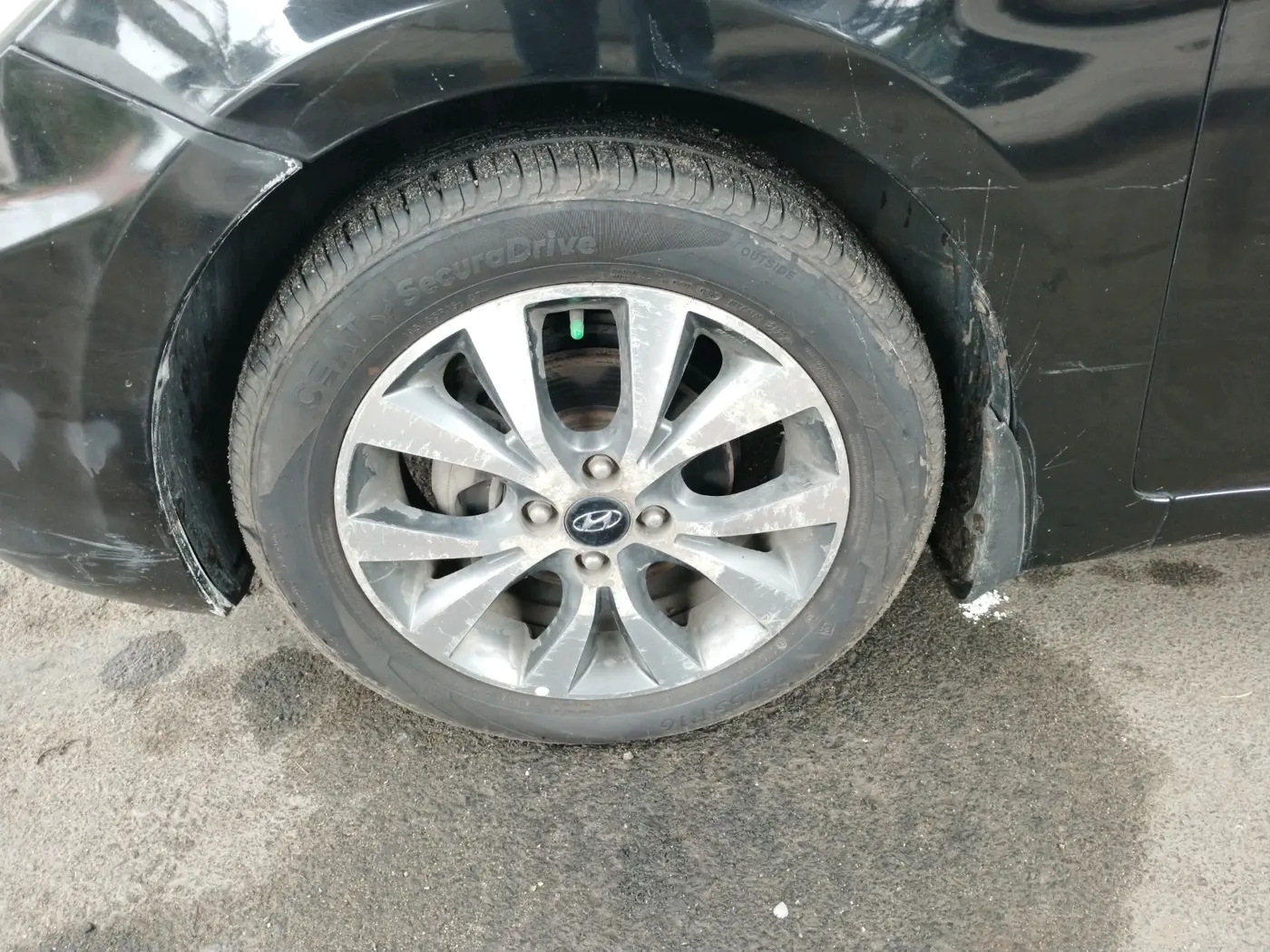 2014 Hyundai Verna FLUIDIC 1.6 CRDI SX, Diesel, Manual, 1,27,157 km, tyre