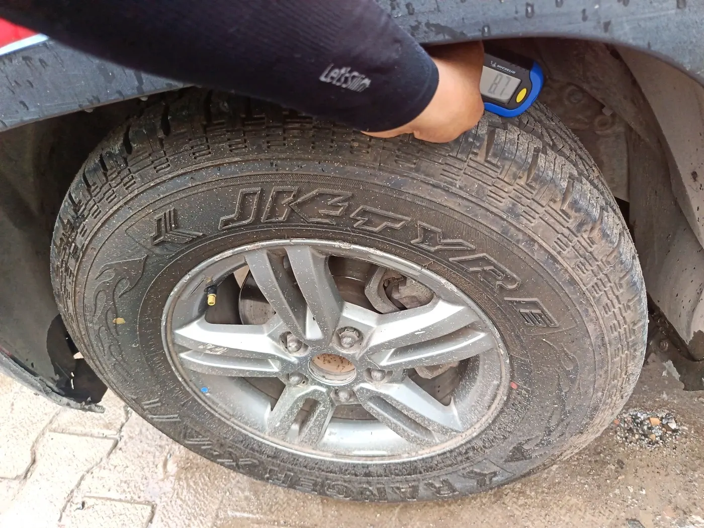 2019 Mahindra TUV300 T10, Diesel, Manual, 92,459 km, tyre