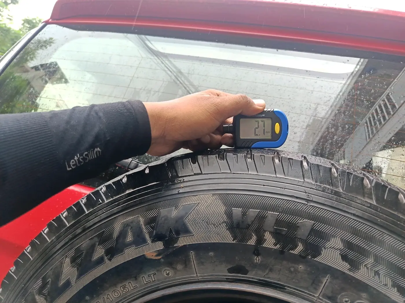 2019 Mahindra TUV300 T10, Diesel, Manual, 92,459 km, tyre