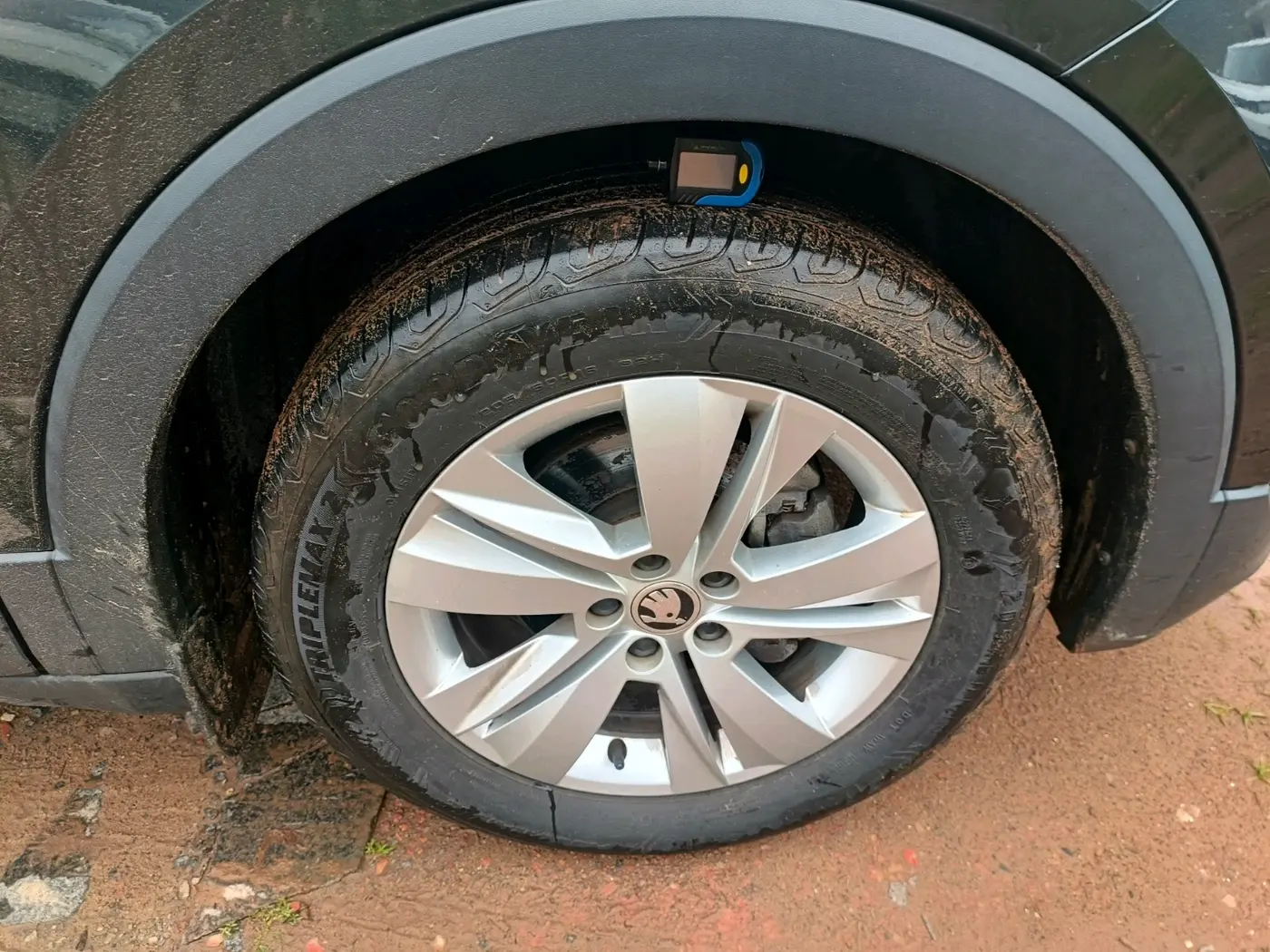 2022 Skoda KUSHAQ AMBITION 1.0L TSI AT, Petrol, Automatic, 17,918 km, tyre