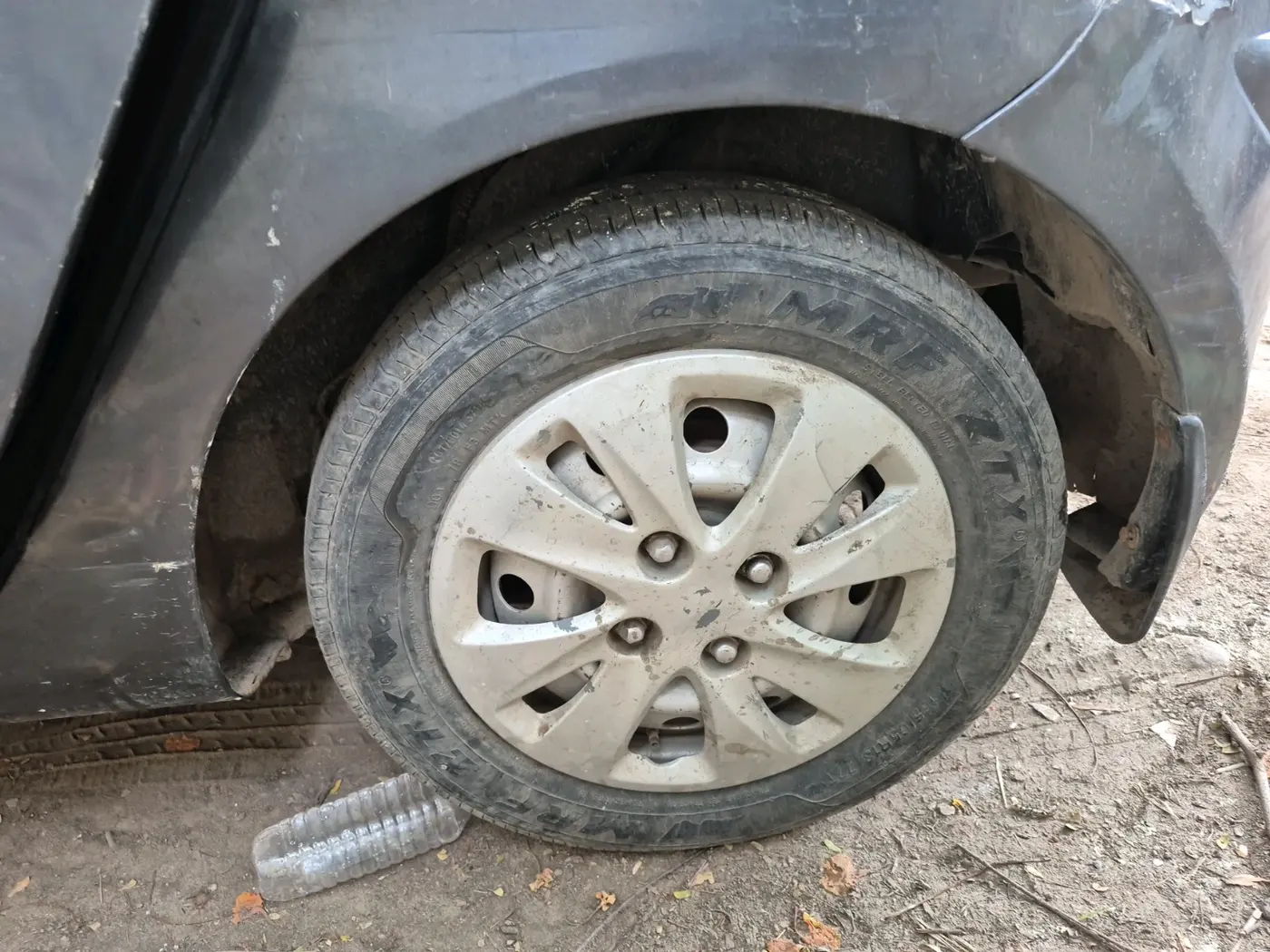 2011 Hyundai i10 ERA 1.1, CNG, Manual, 90,464 km, tyre