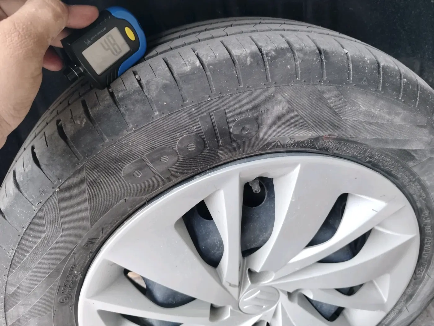 2024 Maruti Baleno DELTA CNG 1.2L, CNG, Manual, 25,175 km, tyre