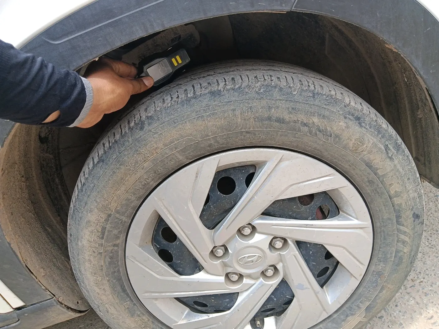 2019 Hyundai VENUE S 1.2, CNG, Manual, 69,663 km, tyre