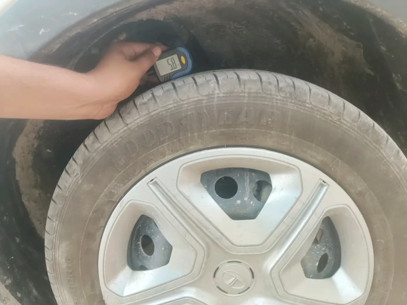 2023 Tata NEXON XM PLUS SUNROOF PETROL, Petrol, Manual, 3,947 km, tyre