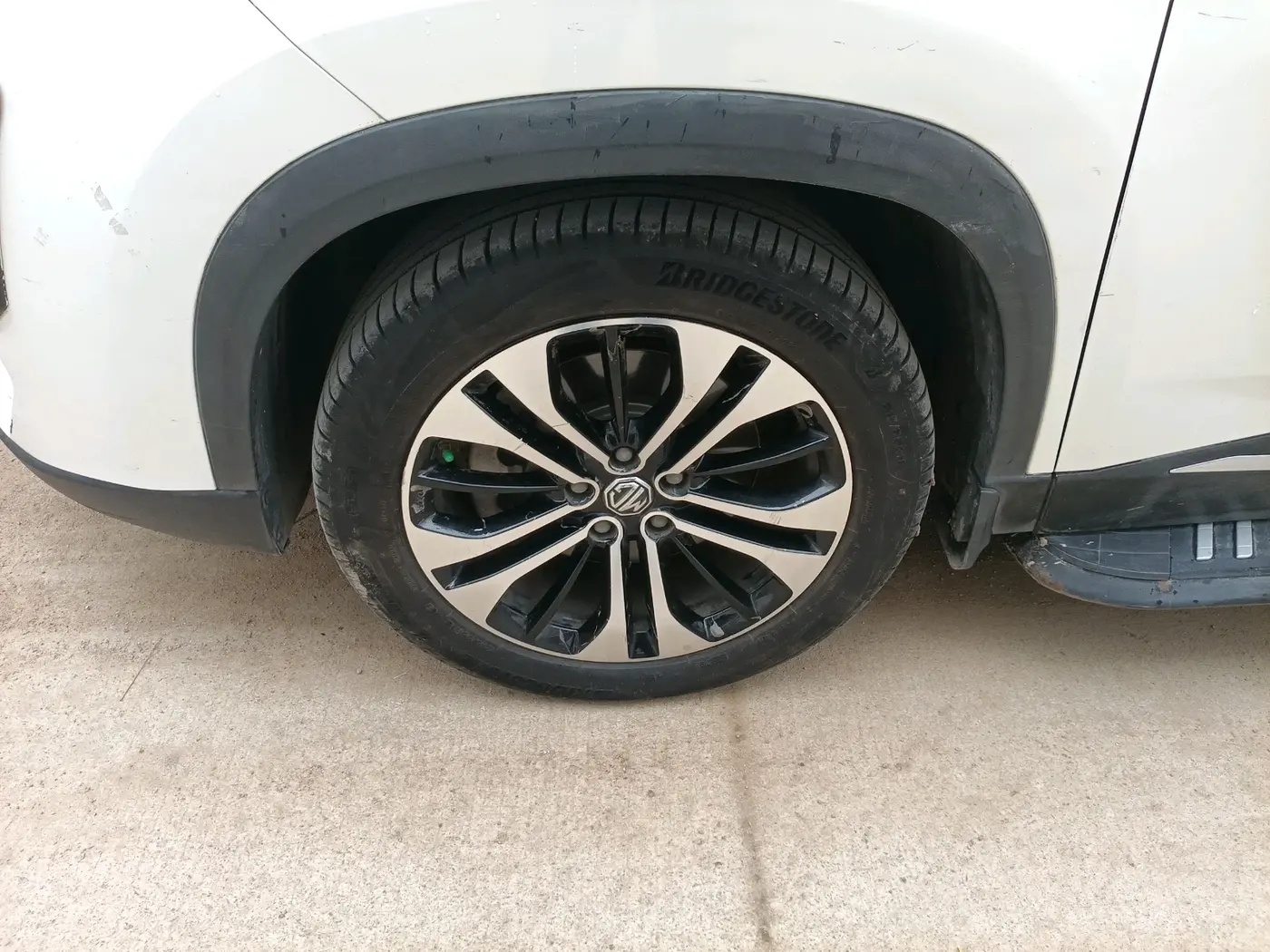 2021 MG HECTOR PLUS SHARP 1.5 PETROL TURBO CVT 6-STR, Petrol, Automatic, 87,789 km, tyre