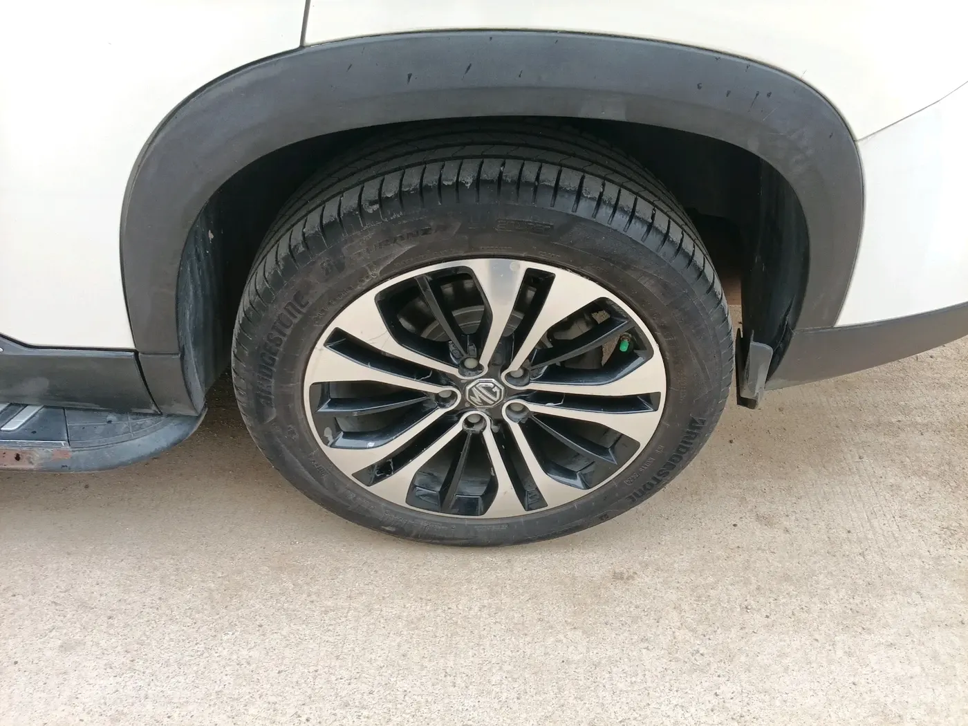 2021 MG HECTOR PLUS SHARP 1.5 PETROL TURBO CVT 6-STR, Petrol, Automatic, 87,789 km, tyre