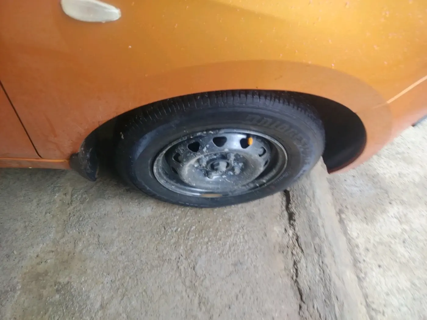 2016 Tata Tiago XM PETROL, Petrol, Manual, 68,832 km, tyre