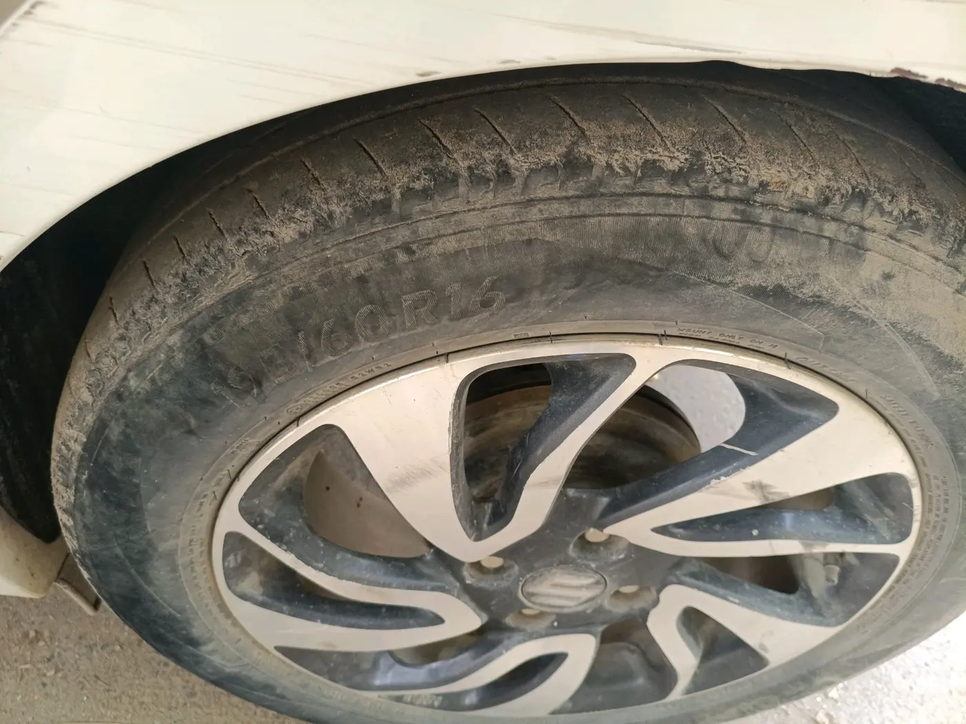 2020 Maruti Baleno ZETA PETROL 1.2, Petrol, Manual, 89,993 km, tyre